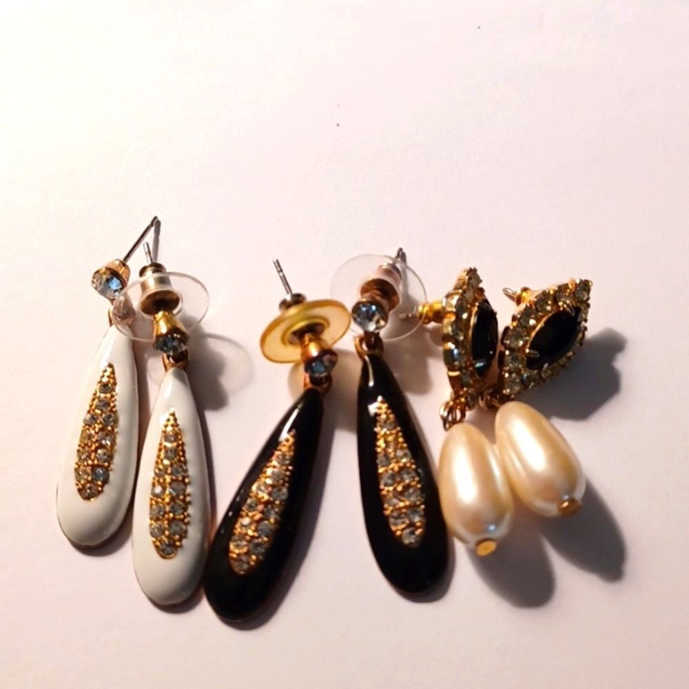 BUNDLE 3 Pair Vintage Dazzling Pearl ‎ Earrings